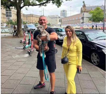 Happy customer with their new puppy from Pocket XL Bullies
